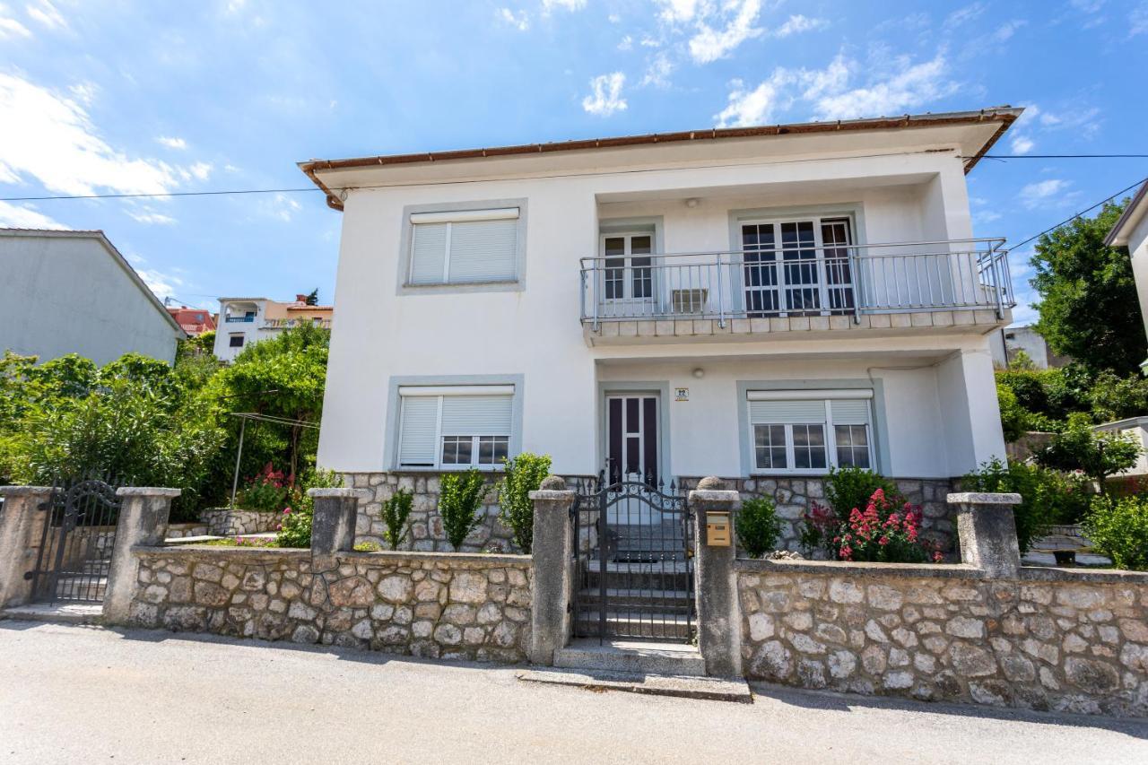 Apartman Maris Vrbnik Eksteriør bilde